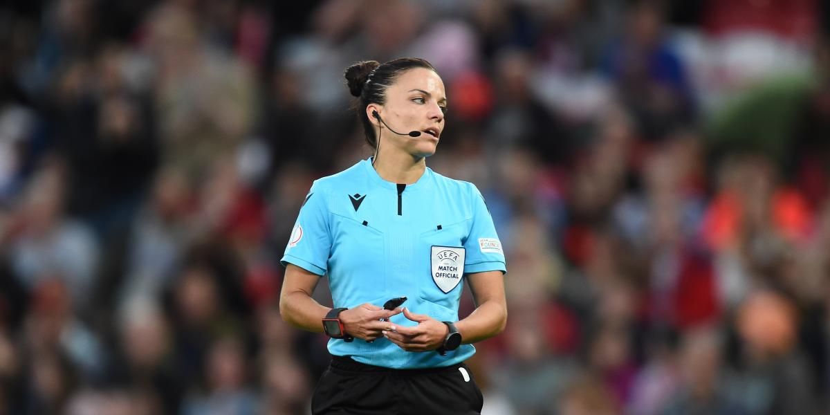 Marta Huerta de Aza hará de cuarta árbitra en el Austria-Irlanda del Norte