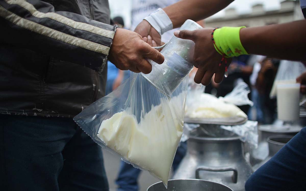 México debe abrir expediente sobre leche radioactiva de Chernóbil | Video