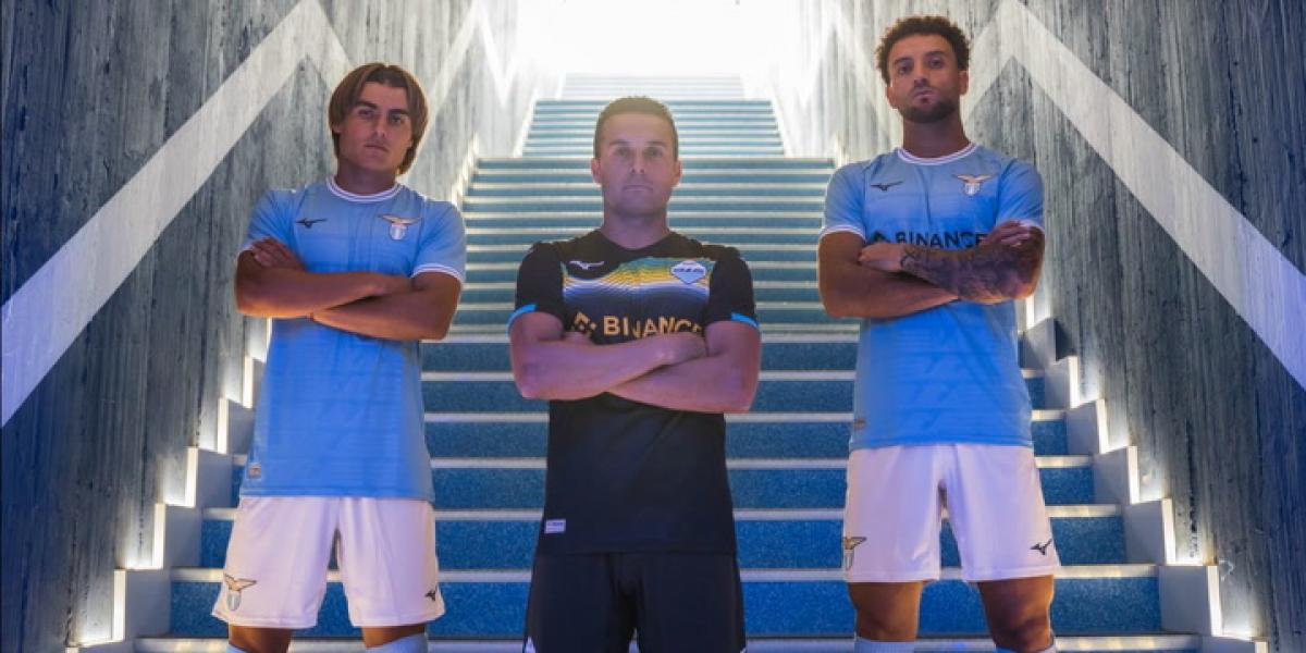 Mizuno revela las equipaciones del Lazio para la temporada 2022/2023