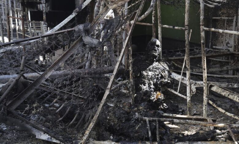 Moscú y Kiev se acusan del ataque con más de 40 presos muertos en una cárcel rusa del este de Ucrania