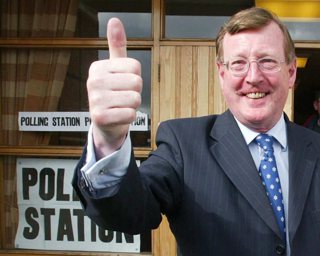 Muere David Trimble, uno de los arquitectos de la paz en Irlanda del Norte