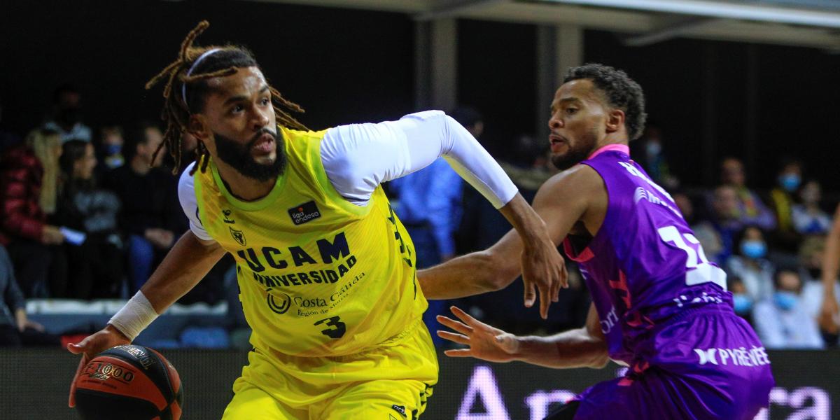 Mulero: "Webb puede jugar de tres y de cuatro y valoramos eso"