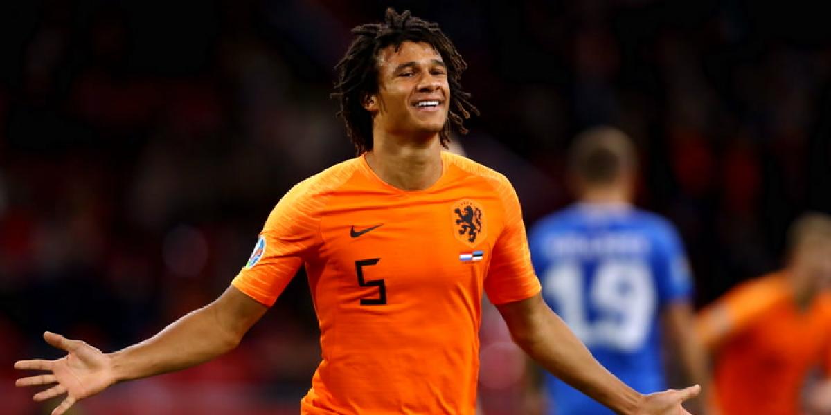 Negociaciones Chelsea-City por Aké