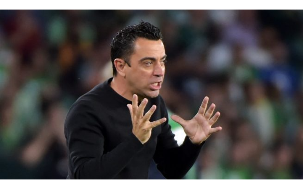 Niega EU ingreso a Xavi Hernández por haber jugado en Irán | Video