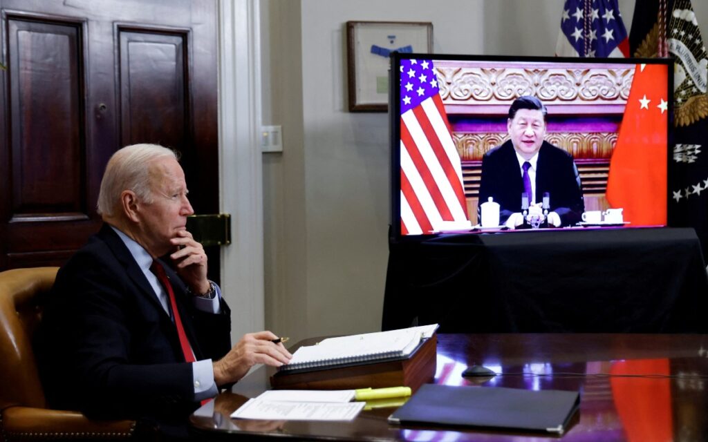 No se debe "jugar con fuego" respecto a Taiwán, advirtió Xi Jinping a Biden