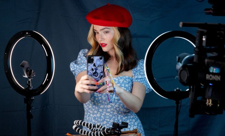 Not Okay Review: Zoey Deutch Charms como cazadora de fama desagradable en las redes sociales