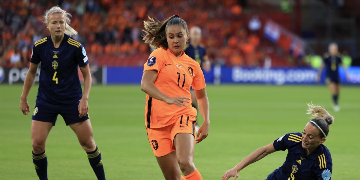 Nuevo revés para Países Bajos: Lieke Martens, adiós a la Euro por lesión