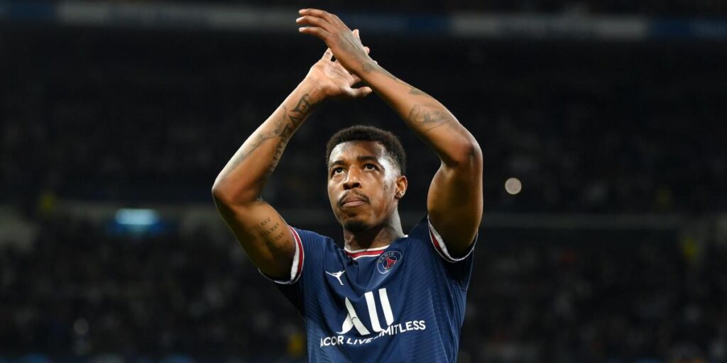 Ofrecen entre 45 y 50 'kilos' por Kimpembe y el PSG ya piensa en su reemplazo