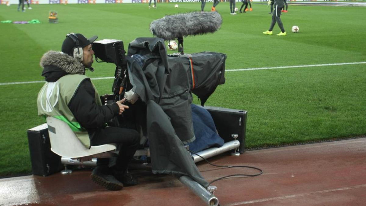 Orange llega a un acuerdo con Telefónica y emitirá toda LaLiga y Champions