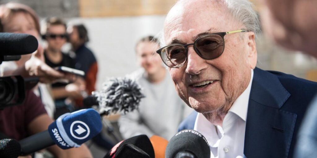 Platini y Blatter, absueltos en Suiza