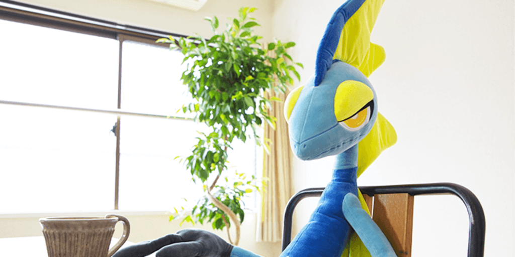 Pokémon Center está vendiendo un majestuoso peluche Inteleon de 4 pies de altura
