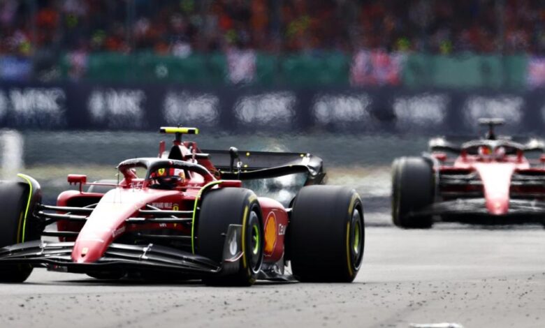 Polémica: El motivo por el que Ferrari paró a Sainz y no a Leclerc