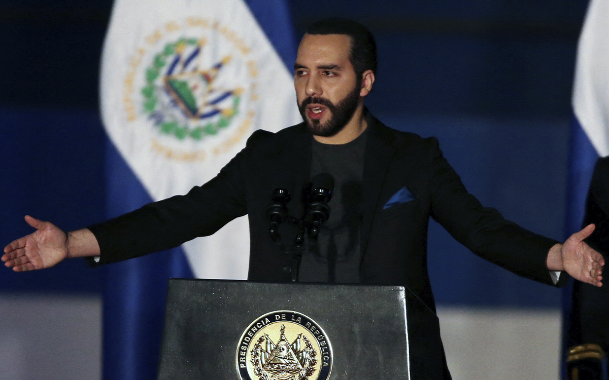 Por corrupción, EU suma a su lista negra a decenas de funcionarios centroamericanos