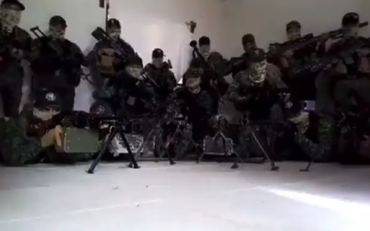 Presuntos miembros del CJNG piden a rivales no agredir a sacerdotes | Video