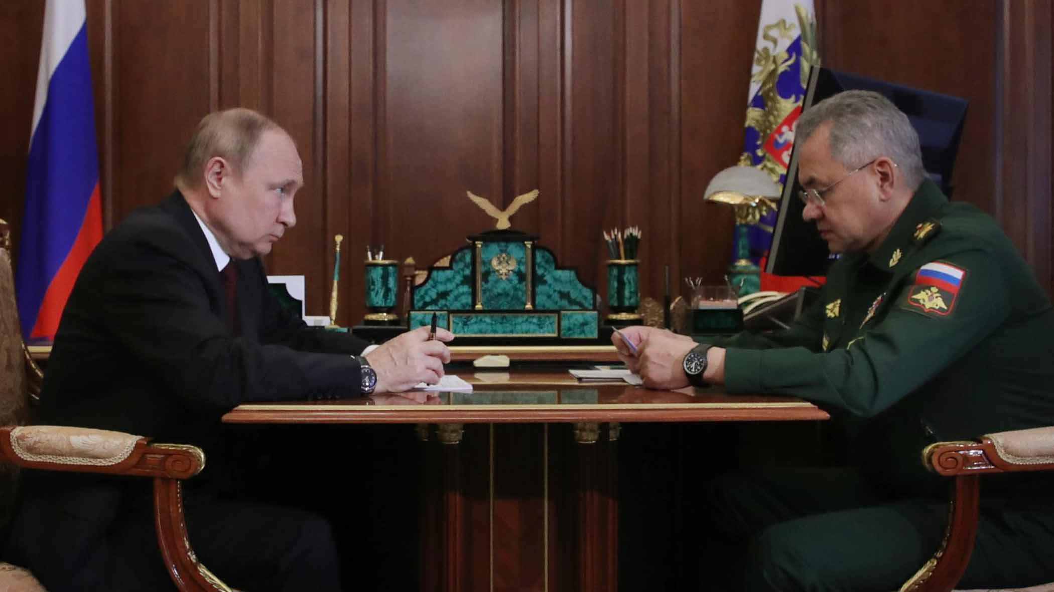 Putin celebra victoria en Lugansk y planifica más “operaciones ofensivas”
