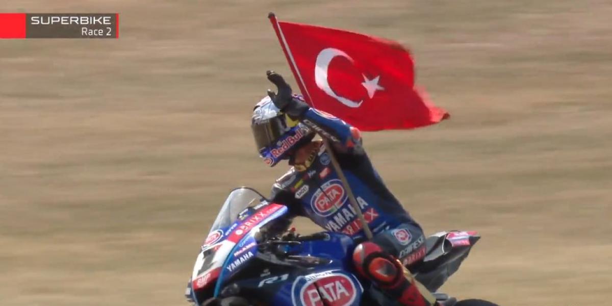 Razgatlioglu conquista la victoria 101 de Yamaha