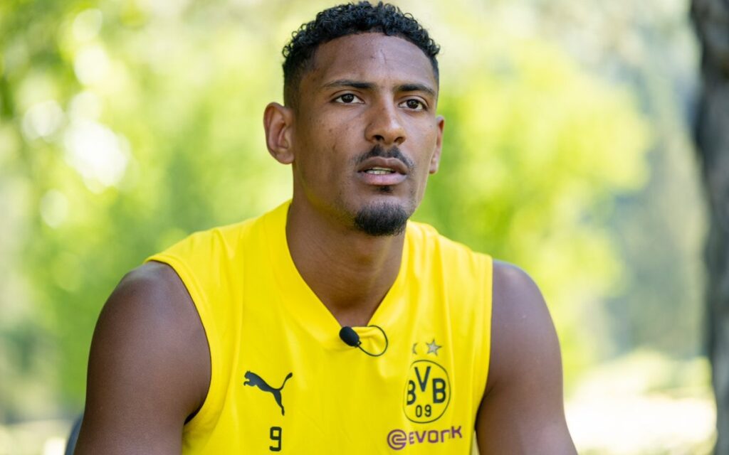 Recibe Sebastien Haller delicada noticia, tras revisión médica de pretemporada | Tuit