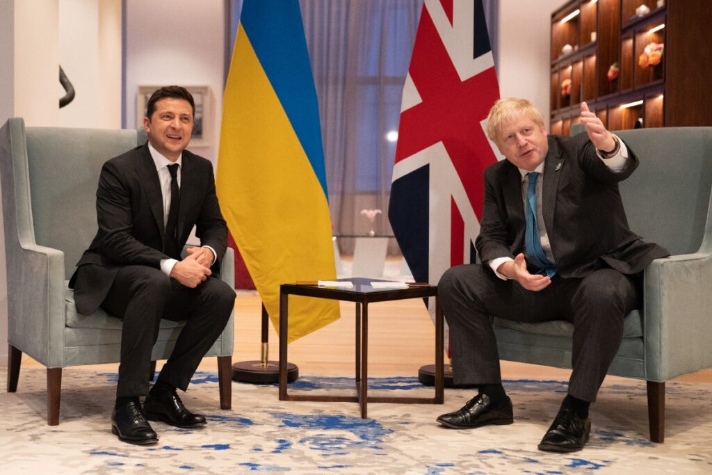 Reino Unido entrega a Zelenski premio Winston Churchill por su "increíble coraje, resistencia y dignidad"