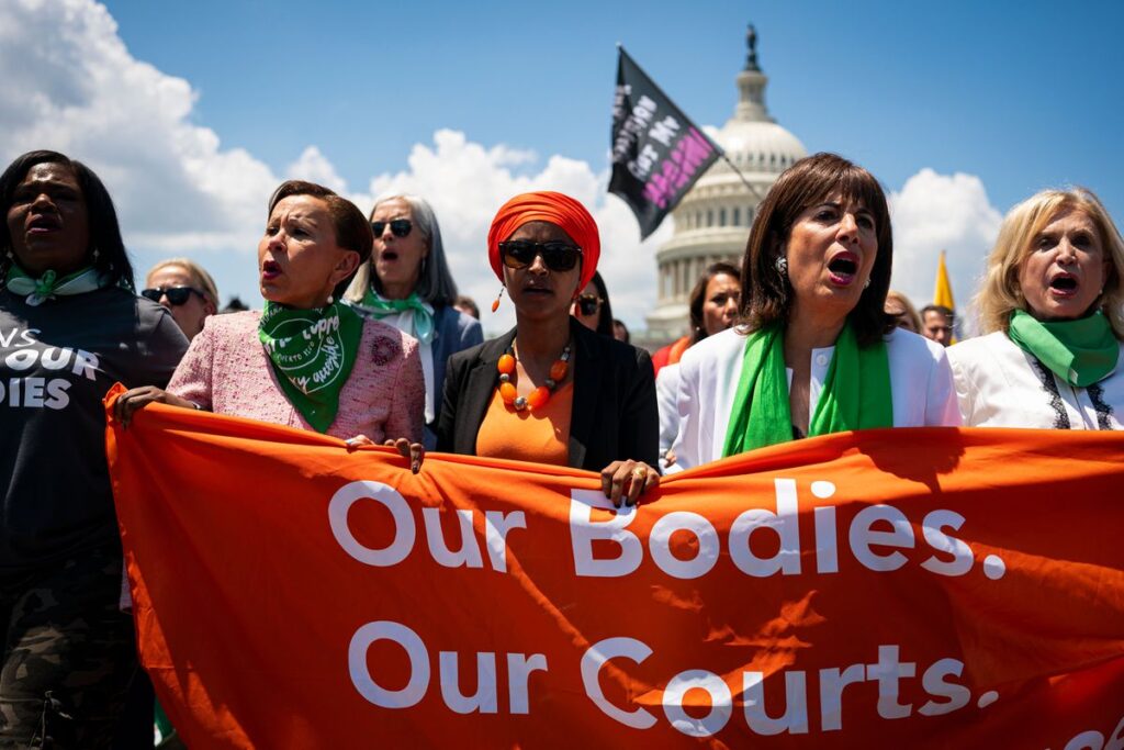 Retrocesos políticos