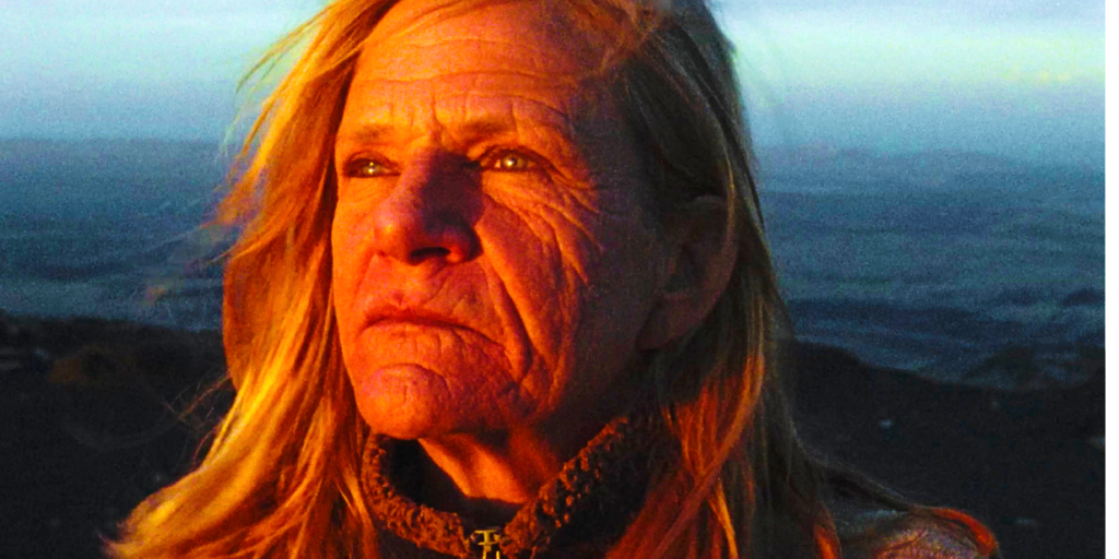 Revisión de una canción de amor: Dickey's Performance salva el escaso romance occidental