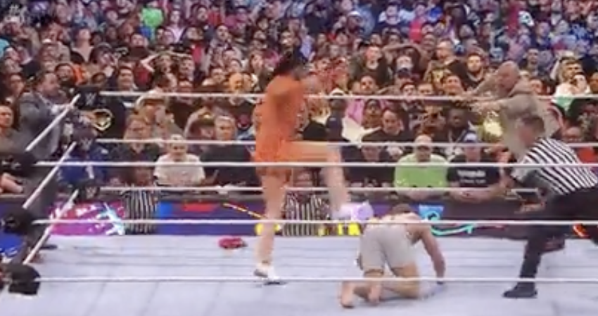 Riddle y Seth Rollins Brawl en un segmento sorpresa