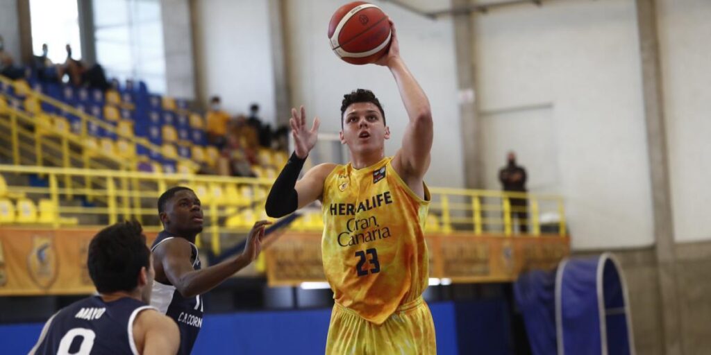 Rubén López y David Mutaf se ganan un puesto en el Gran Canaria