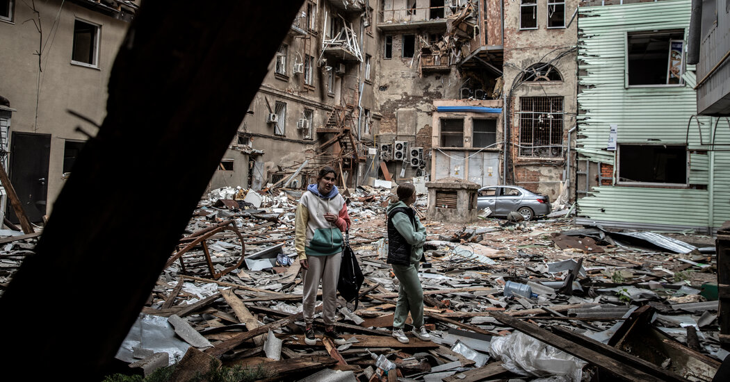 Rusia ataca repetidamente a los civiles de Ucrania.  Siempre hay una excusa.