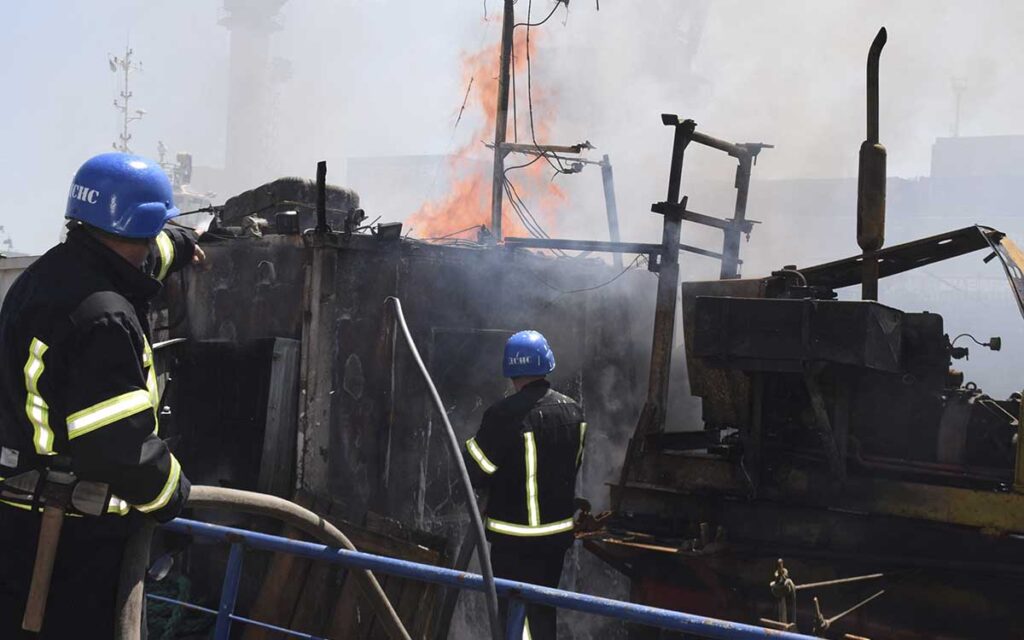 Rusia confirma los bombardeos contra varios objetivos militares ucranianos en el puerto de Odesa