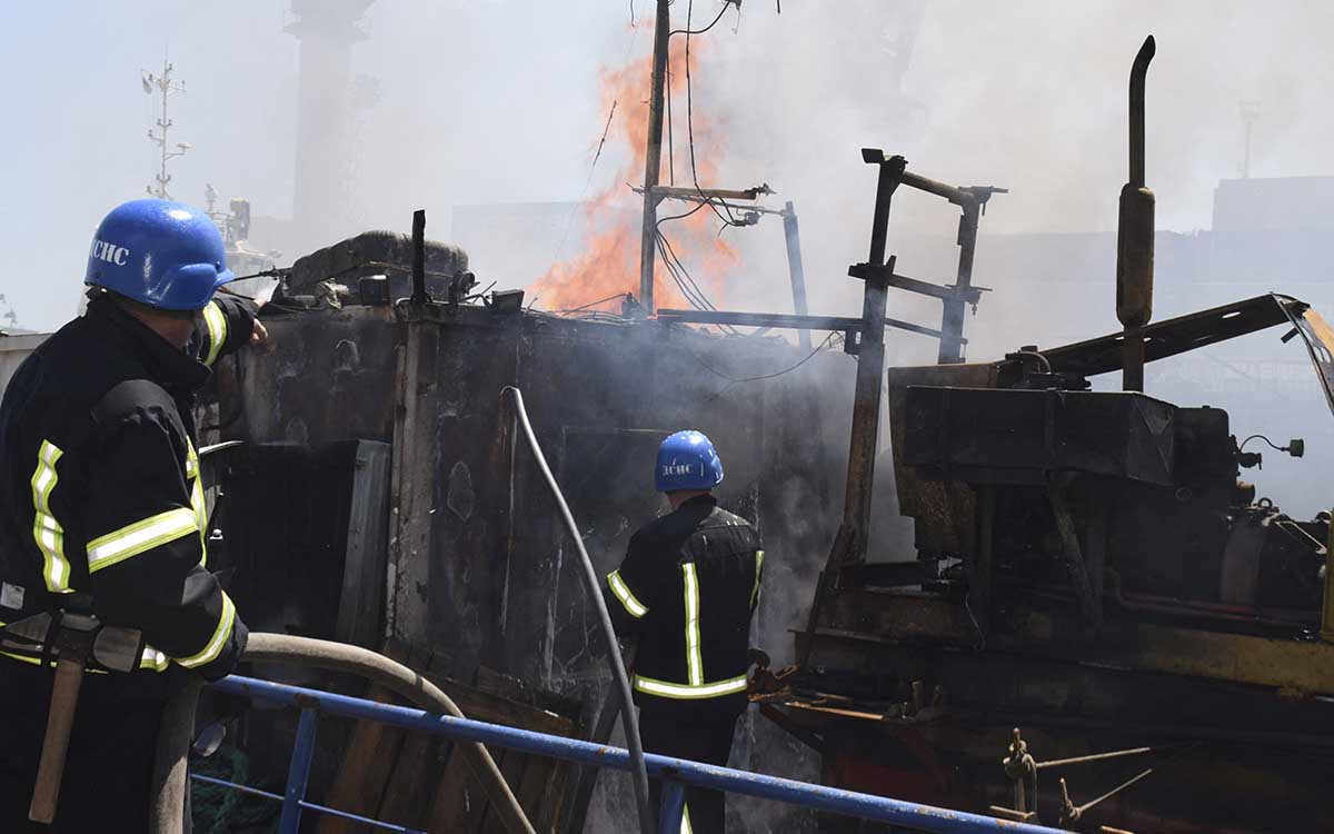 Rusia confirma los bombardeos contra varios objetivos militares ucranianos en el puerto de Odesa