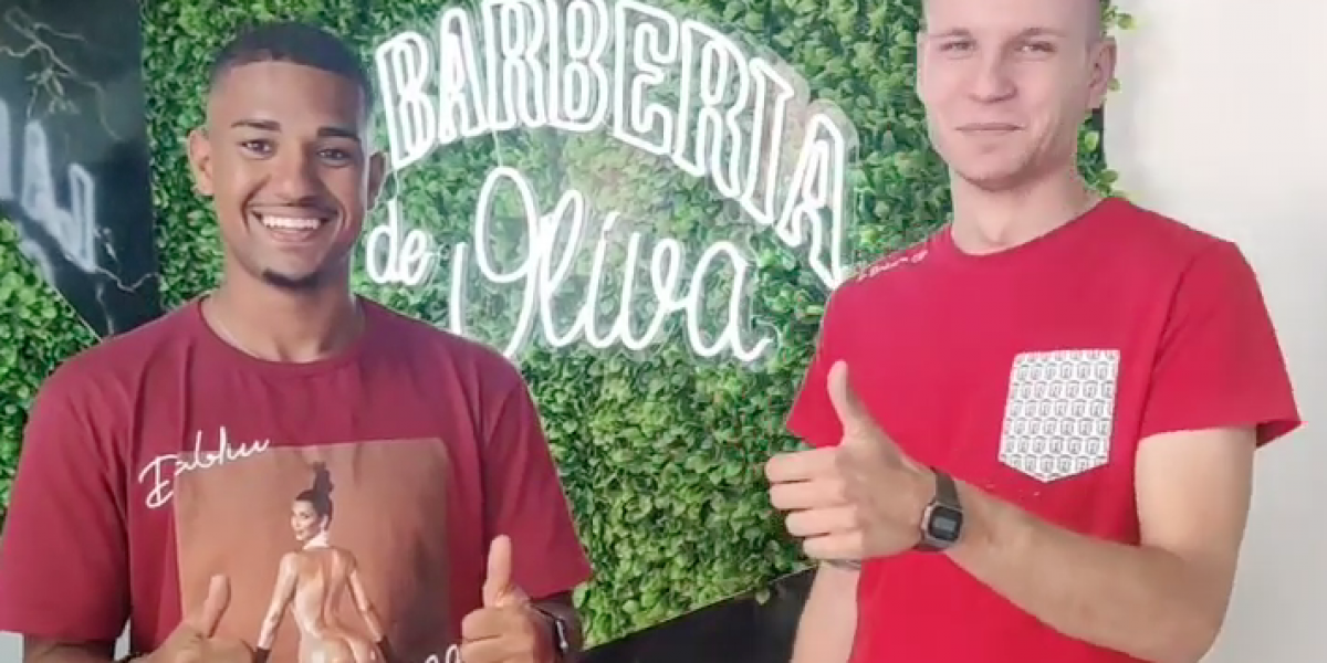 Samuel Lino, en Madrid, se 'pone guapo' ante el anuncio de su fichaje por el Atlético