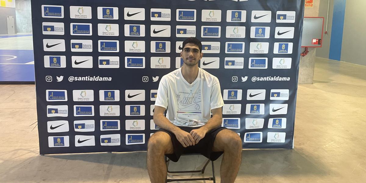 Santi Aldama: "Mi objetivo número uno es entrar en la rotación de Memphis"