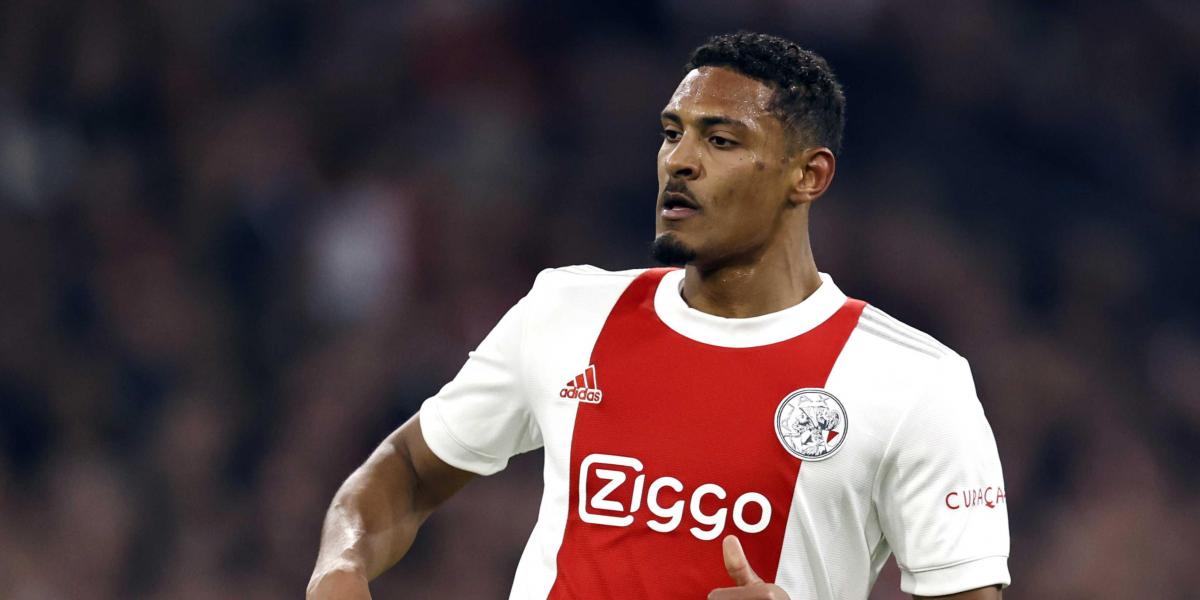 Sébastien Haller, un 'delantero total' para el Borussia Dortmund