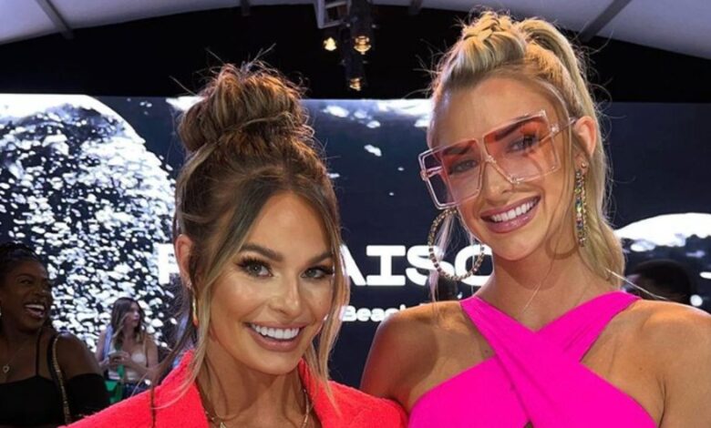 Siesta Key: Kelsey camina en el desfile de modas de su ex mejor amiga Juliette Porter