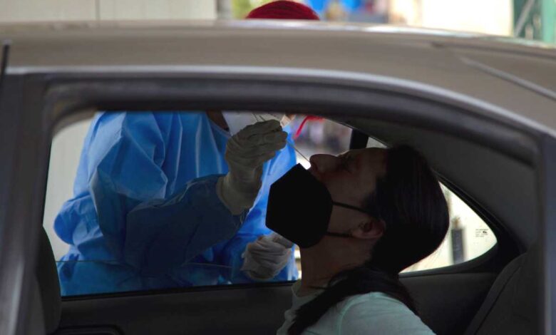 Subvariantes de ómicron impulsan infecciones; el virus continúa evolucionando, advierte OPS