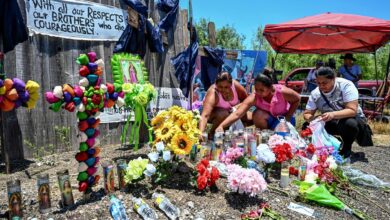 Texas impone nuevos retenes a los tráileres tras la muerte de 53 migrantes