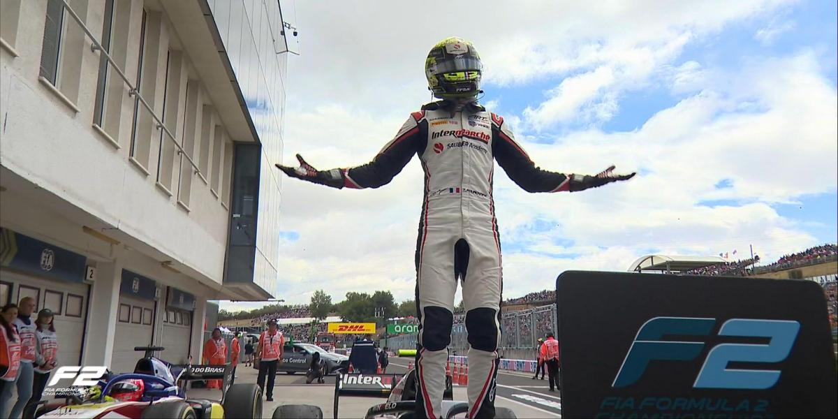 Théo Pourchaire aprieta la clasificación