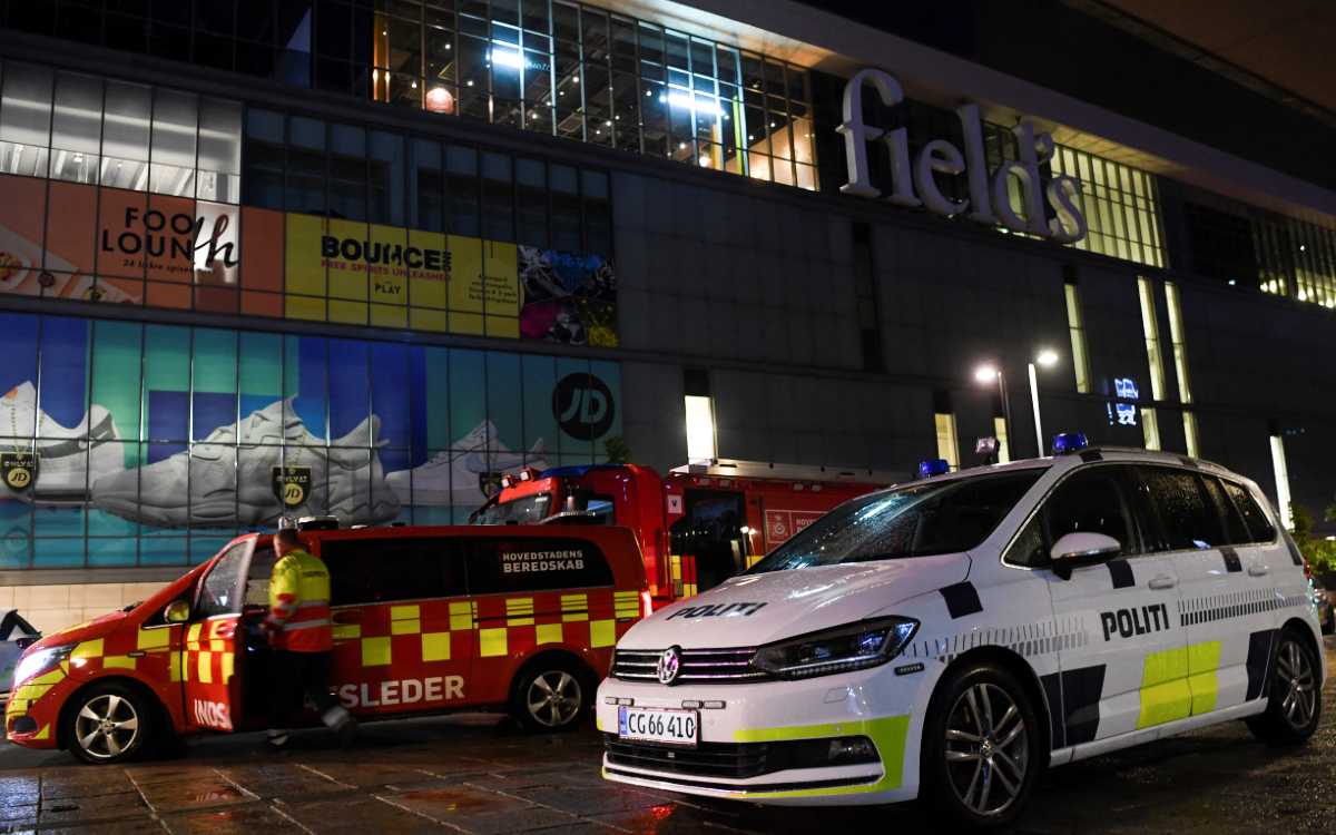 Tres muertos y varios heridos, saldo de tiroteo en centro comercial de Copenhague