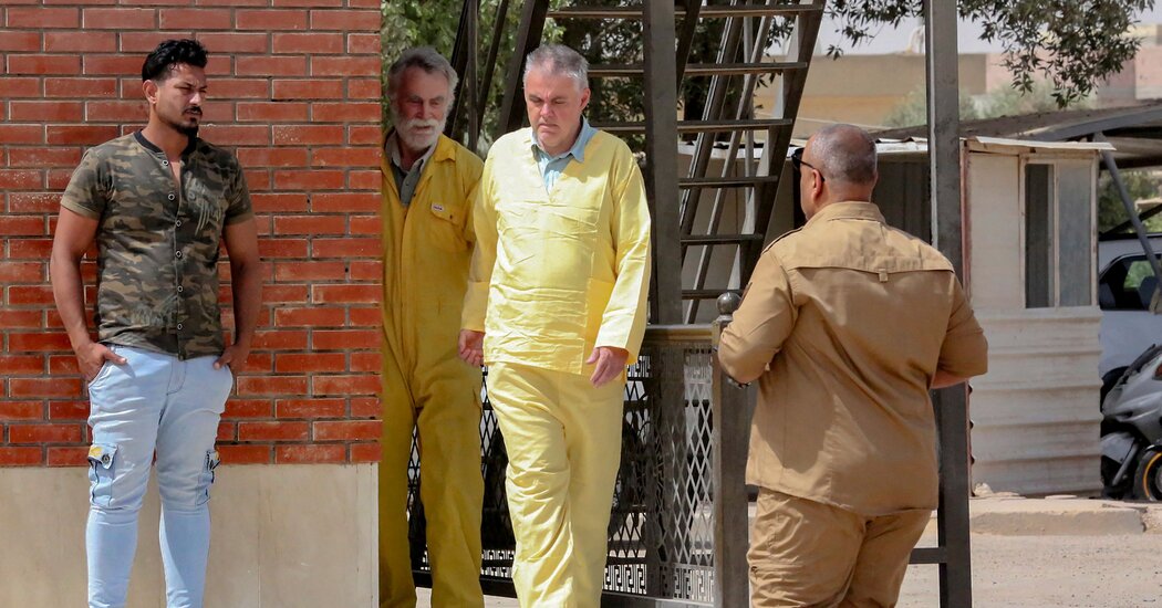 Turista del Reino Unido encarcelado por tomar artefactos en Irak tiene condena anulada