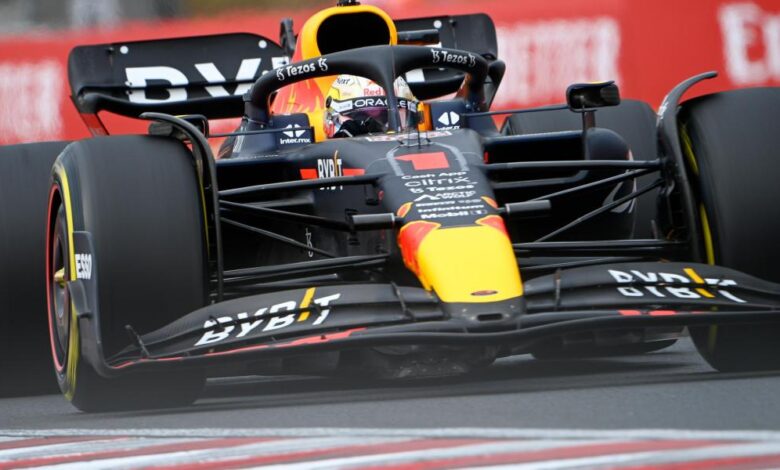 Verstappen gana tras otro desastre de Ferrari en Hungría