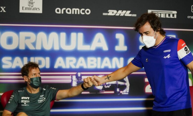 Vettel deja otro asiento libre: ¿Habrá oferta para Alonso?