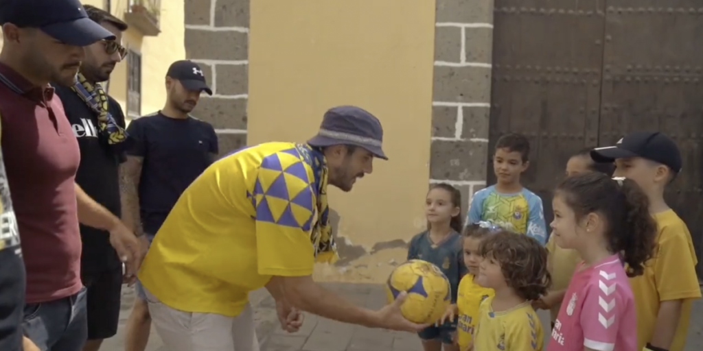 Vídeo: Ultra Naciente ilusiona a Las Palmas con un "Espíritu Rebelde"