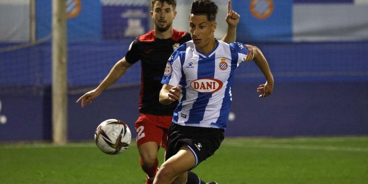 Villahermosa, citado por Diego Martínez tras la lesión de Gori