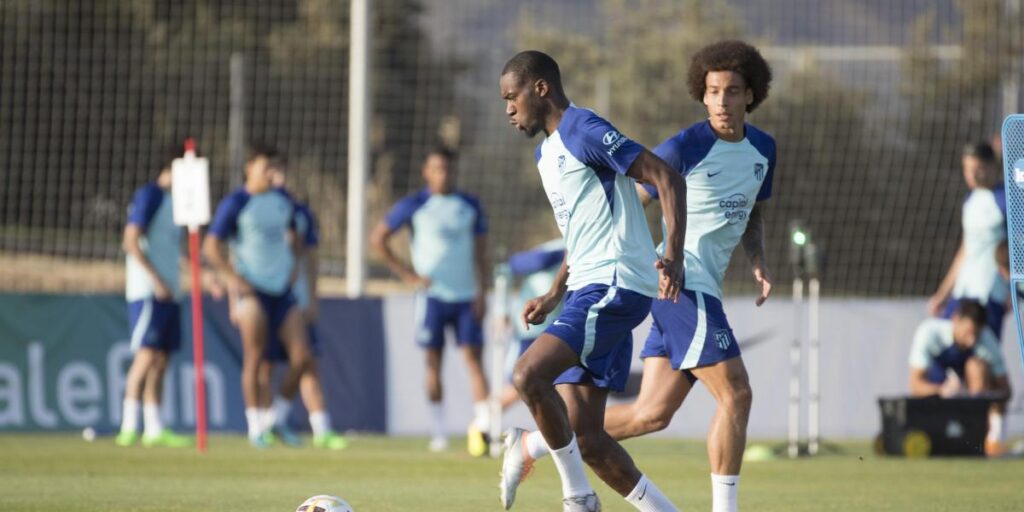 Witsel toma ventaja (de momento)