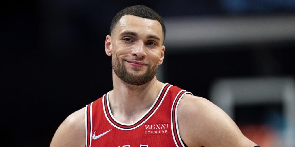 Zach LaVine dice que se queda en los Bulls