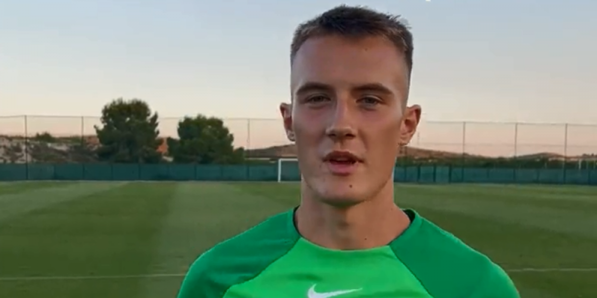 "He trabajado muy duro para jugar en este gran club"