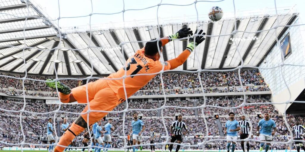 ¿Cómo es la falta perfecta? Trippier te lo enseña... ¡Vaya barbaridad!