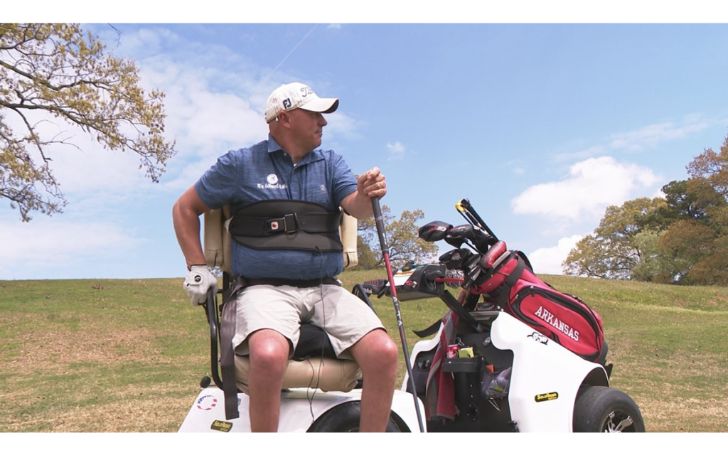 ¿Jugar golf sin poder caminar? No hay problema, así se hace | Video