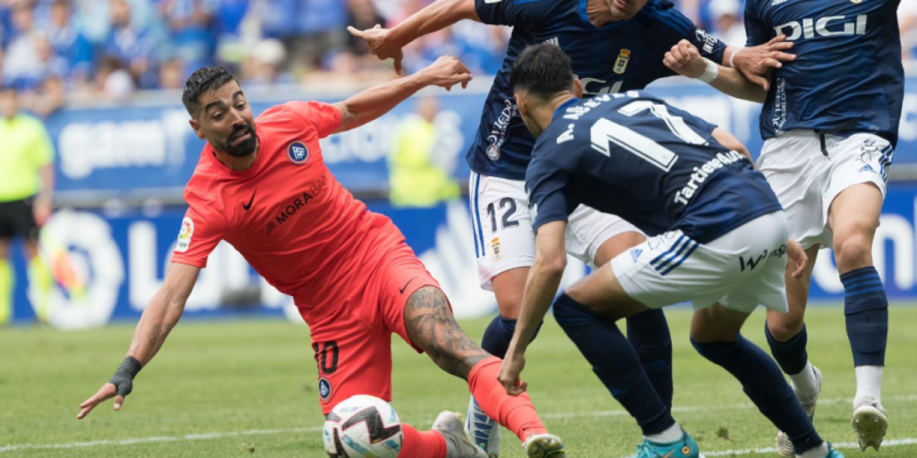 0-1: El Andorra de Piqué gana en Oviedo en su debut en Segunda con un gol en el '95