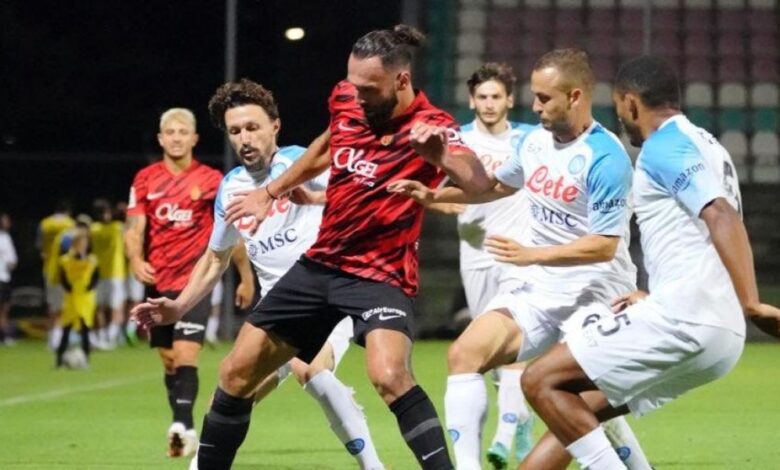 1-1: El Mallorca planta cara al Nápoles