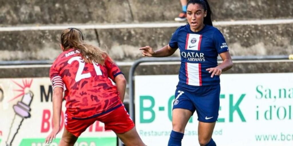 1-2: El Levante Las Planas cae ante el PSG con la cabeza alta